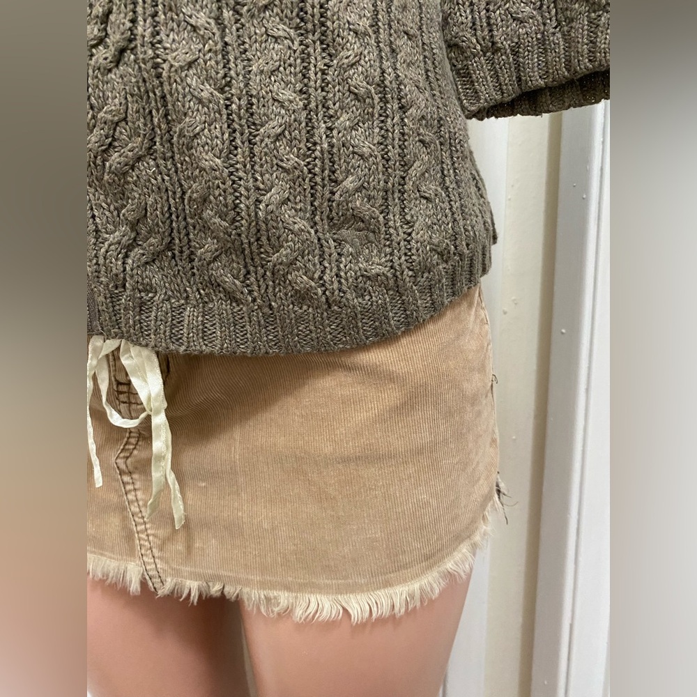 Y2K vintage Abercrombie brown knit babydoll tie waist one button cardigan. - Picture 5 of 14